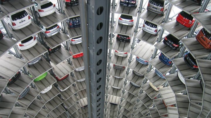 Zaawansowane systemy parkingowe – gdzie je zamówić?